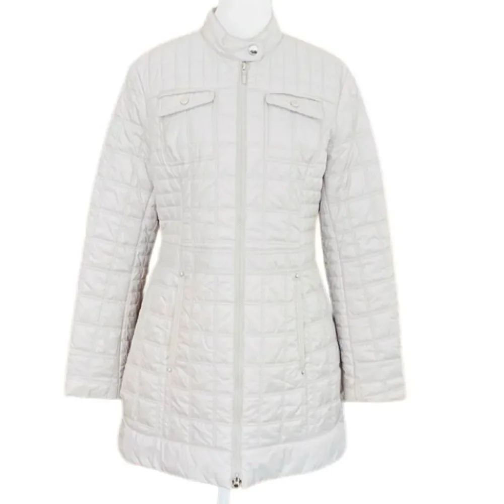 Laundry by Shelli Segal lightweight 3/4 length quilted jacket, light gray size M